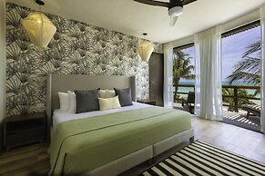 Beachfront Hotel La Palapa - Adults Only