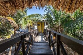 Beachfront Hotel La Palapa - Adults Only