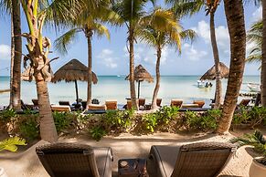 Beachfront Hotel La Palapa - Adults Only