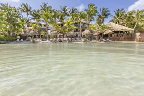 Beachfront Hotel La Palapa - Adults Only