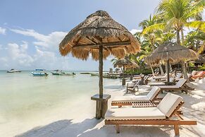 Beachfront Hotel La Palapa - Adults Only
