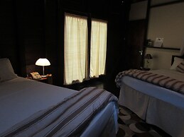 RafJam Bed & Breakfast