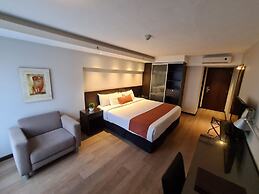 Crystal Tower Hotel