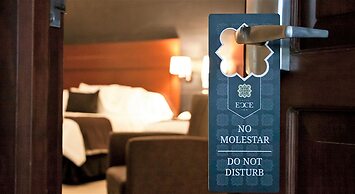 Hotel Ecce Inn & Spa