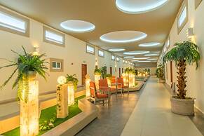 Hotel Ecce Inn & Spa