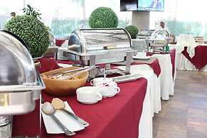 Hotel Ecce Inn & Spa