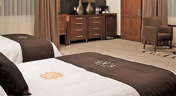 Hotel Ecce Inn & Spa