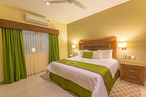 Hotel Ecce Inn & Spa