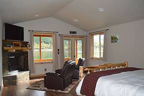 Summit Lake Lodge