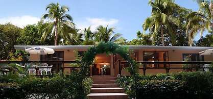 Contadora Island Inn B&B