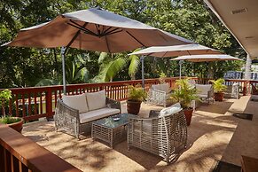 Contadora Island Inn B&B