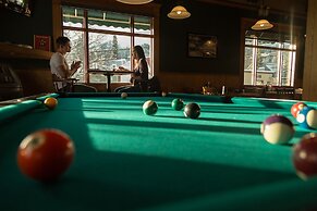 The Flying Steamshovel Inn