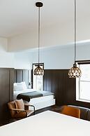 The Flying Steamshovel Inn