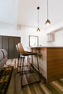 The Flying Steamshovel Inn