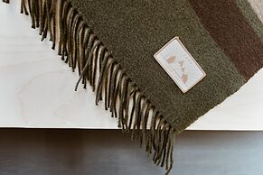 The Flying Steamshovel Inn