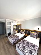 Costa Bitezhan Hotel