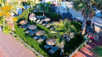 Costa Bitezhan Hotel