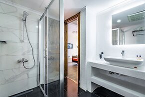 Costa Bitezhan Hotel