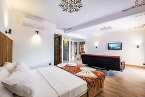 Costa Bitezhan Hotel