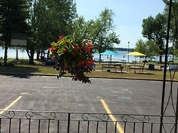 Park Place Motel & Suites