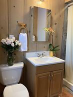 The Woods Hotel - Gay LGBTQ Cabins