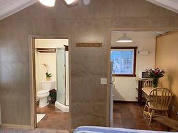 The Woods Hotel - Gay LGBTQ Cabins