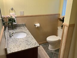 The Woods Hotel - Gay LGBTQ Cabins