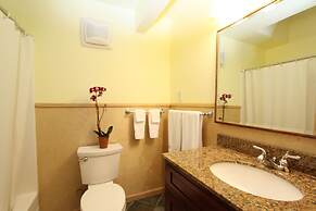 The Woods Hotel - Gay LGBTQ Cabins