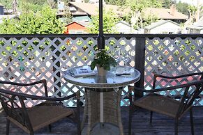 The Woods Hotel - Gay LGBTQ Cabins