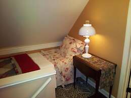 Clifford House Private Home Bed & Breakfast