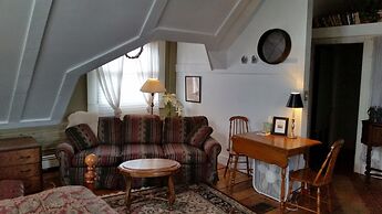 Clifford House Private Home Bed & Breakfast