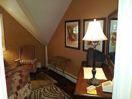 Clifford House Private Home Bed & Breakfast