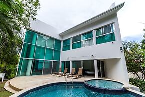 White House by Vimex