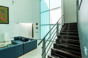 White House by Vimex
