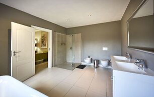 Dynasty Forest Sandown Accommodation