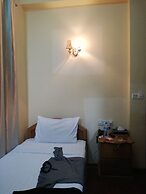 Royal Yadanarbon Hotel