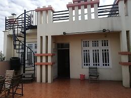 Royal Yadanarbon Hotel