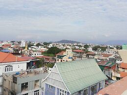 Royal Yadanarbon Hotel