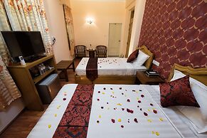 Royal Yadanarbon Hotel