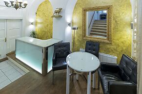 Hotel U Zlateho Jelena