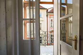 Hotel U Zlateho Jelena