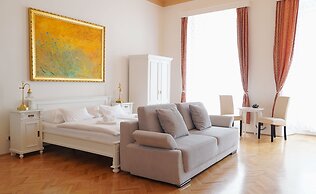 Hotel U Zlateho Jelena