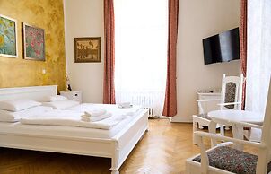 Hotel U Zlateho Jelena