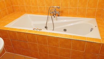 Hotel U Zlateho Jelena