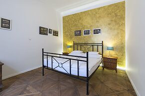 Hotel U Zlateho Jelena