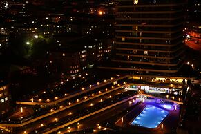 Platform Merter Suites