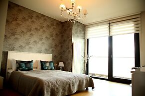 Platform Merter Suites