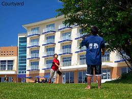 Marine Piazza Okinawa