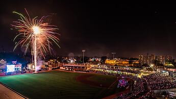 Candlewood Suites Erie by IHG