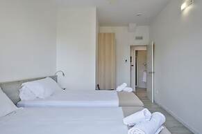 Stay Together Barcelona Apartments